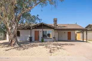 2002 N 54th Ln, Phoenix, AZ 85035 - Photo 1