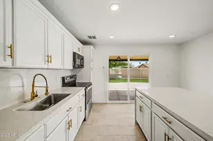 7959 W Coolidge St, Phoenix, AZ 85033 - Photo 11