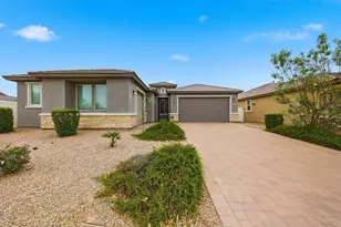 2527 E Nancy Ln, Phoenix, AZ 85042 - Photo 1