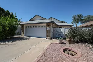 1822 E Bluefield Ave, Phoenix, AZ 85022 - Photo 1