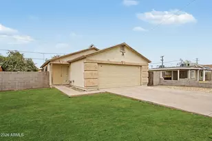 2434 E Roeser Rd, Phoenix, AZ 85040 - Photo 1