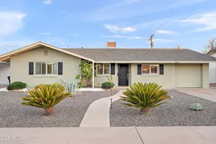 7515 E Edgemont Ave, Scottsdale, AZ 85257 - Photo 1