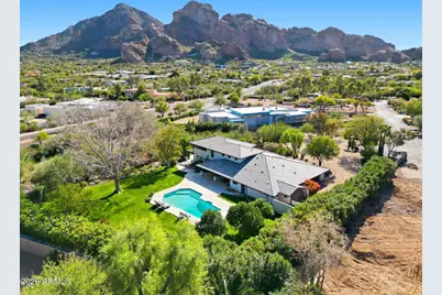 6339 N 48th Place #15, Paradise Valley, AZ 85253 - Photo 1