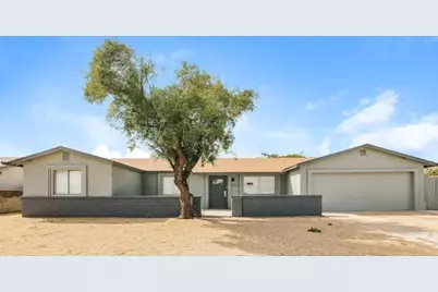 4512 N 81st Drive, Phoenix, AZ 85033 - Photo 1