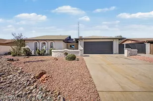 3130 W Kristal Way, Phoenix, AZ 85027 - Photo 1