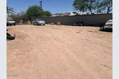 1817 S 29th Avenue #4, Phoenix, AZ 85009 - Photo 1