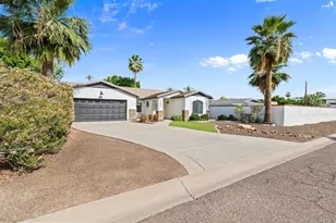 5233 N 15th St, Phoenix, AZ 85014 - Photo 1
