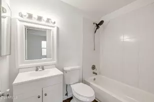 1935 W Morten Ave W, Phoenix, AZ 85021 - Photo 9