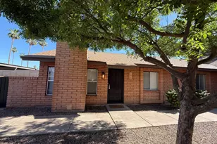 2527 S Maple Ave, Tempe, AZ 85282 - Photo 1