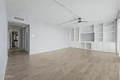 207 W Clarendon Avenue #B2, Phoenix, AZ 85013 - Photo 1