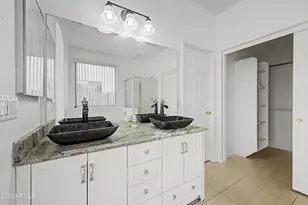 10910 W Davis Ln, Avondale, AZ 85323 - Photo 19