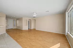 10910 W Davis Ln, Avondale, AZ 85323 - Photo 5