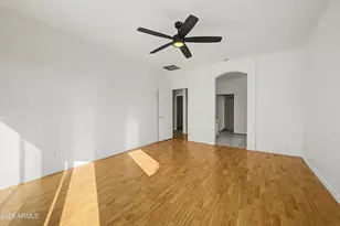 10910 W Davis Ln, Avondale, AZ 85323 - Photo 17