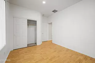 10910 W Davis Ln, Avondale, AZ 85323 - Photo 25
