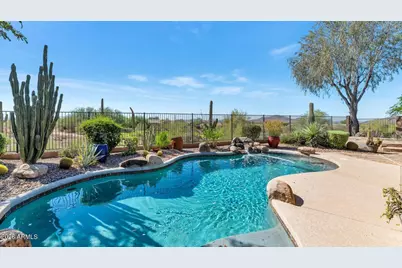 41123 N River Bend Road, Phoenix, AZ 85086 - Photo 1