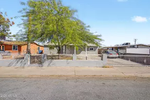 2073 W Chambers St, Phoenix, AZ 85041 - Photo 1