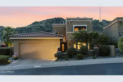 1036 E Shangri La Road, Phoenix, AZ 85020 - Photo 1