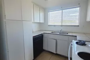 4424 N 53rd Ln, Phoenix, AZ 85031 - Photo 1