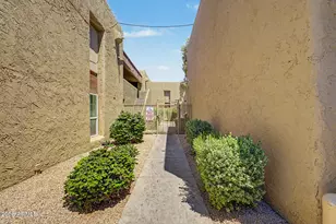 1701 W Tuckey Ln, Phoenix, AZ 85015 - Photo 27