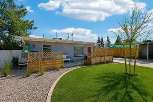 318 S Terry Cir, Tempe, AZ 85281 - Photo 1