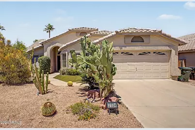 2534 E Wescott Drive, Phoenix, AZ 85050 - Photo 1