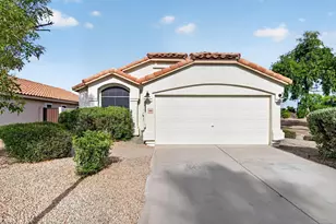 2481 S Karen Dr, Chandler, AZ 85286 - Photo 1
