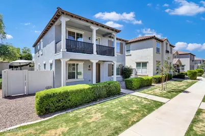 907 S Henry Lane, Gilbert, AZ 85296 - Photo 1