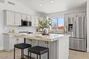 16830 S 42nd St, Phoenix, AZ 85048 - Photo 1