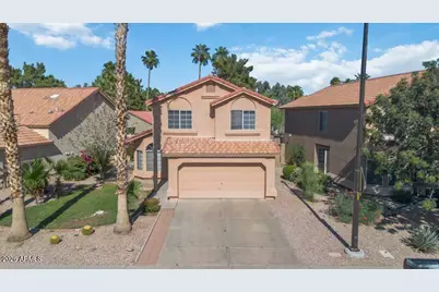 521 N Cobblestone Street, Gilbert, AZ 85234 - Photo 1