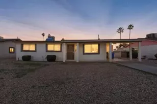 8831 N 37th Dr, Phoenix, AZ 85051 - Photo 1