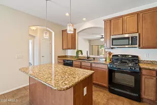 2924 E Coconino Dr, Gilbert, AZ 85298 - Photo 1