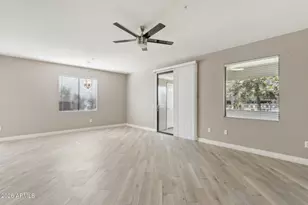 15252 N 100th St, Scottsdale, AZ 85260 - Photo 1