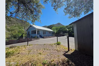 404 Roberts Avenue, Bisbee, AZ 85603 - Photo 1
