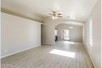 610 E Dee Street, Avondale, AZ 85323 - Photo 3