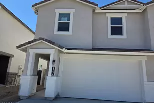 9734 S 11th Pl S, Phoenix, AZ 85042 - Photo 1