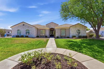 215 S Parkcrest Street, Gilbert, AZ 85296 - Photo 1