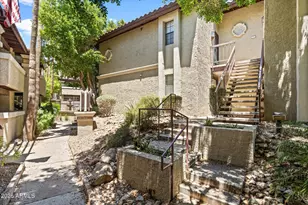 7557 N Dreamy Draw, Phoenix, AZ 85020 - Photo 1