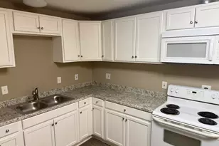 5929 W Mulberry Dr, Phoenix, AZ 85033 - Photo 13