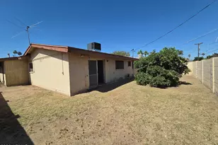 3645 W Diana Ave, Phoenix, AZ 85051 - Photo 17