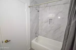 6610 W Kingston Ln, Glendale, AZ 85306 - Photo 1