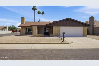 4605 W Echo Lane, Glendale, AZ 85302 - Photo 1