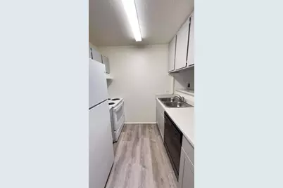 610 S Granite #Apt 12, Prescott, AZ 86303 - Photo 1