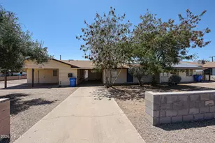 10226 N 15th Ave, Phoenix, AZ 85021 - Photo 1