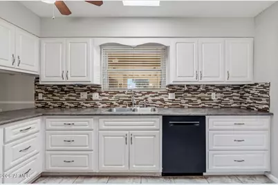 10847 N 108th Drive, Sun City, AZ 85351 - Photo 7