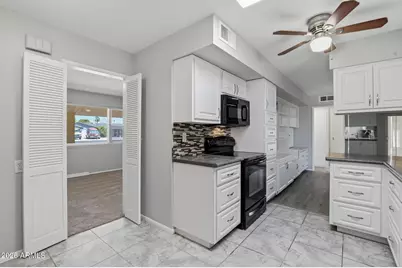 10847 N 108th Drive, Sun City, AZ 85351 - Photo 5