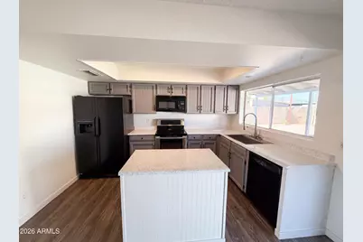 12028 N 41st Drive, Phoenix, AZ 85029 - Photo 1