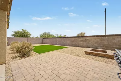 17575 W Country Club Terrace, Surprise, AZ 85387 - Photo 25