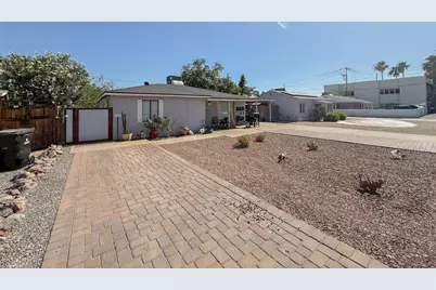 1221 E Highland Avenue #3, Phoenix, AZ 85014 - Photo 1