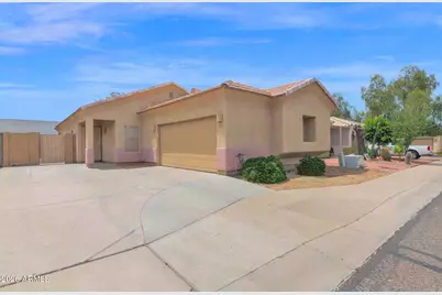 5820 S 26th Place, Phoenix, AZ 85040 - Photo 1