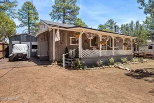 2893 Holiday Forest Dr, Overgaard, AZ 85933 - Photo 1